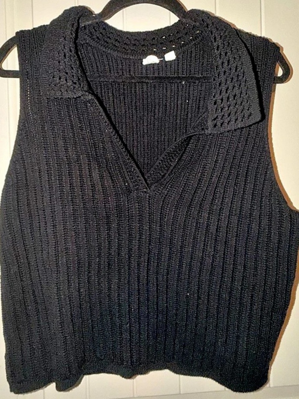 Gap Sleeveless Crochet Collared Top Black V-Neck Sweater Vest XL